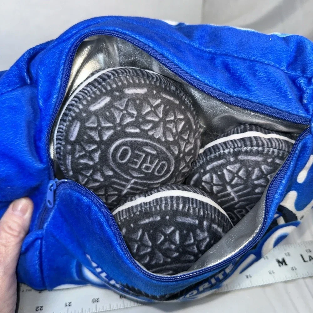 Oreo Cookies Throw Pillow With 5 Mini Plush Cookies Inside Zippered Pocket